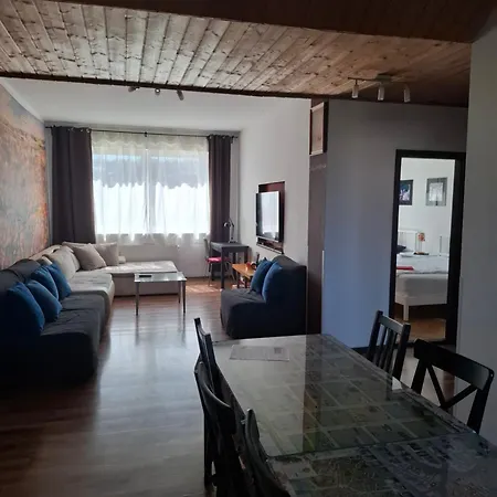 Maximilian Apartamento *